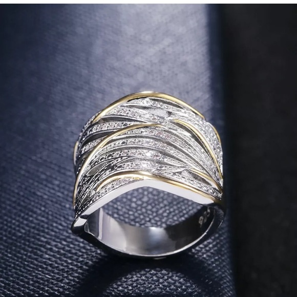 Two Tone 925 Silver White Sapphire Wedding Ring - Picture 4 of 6